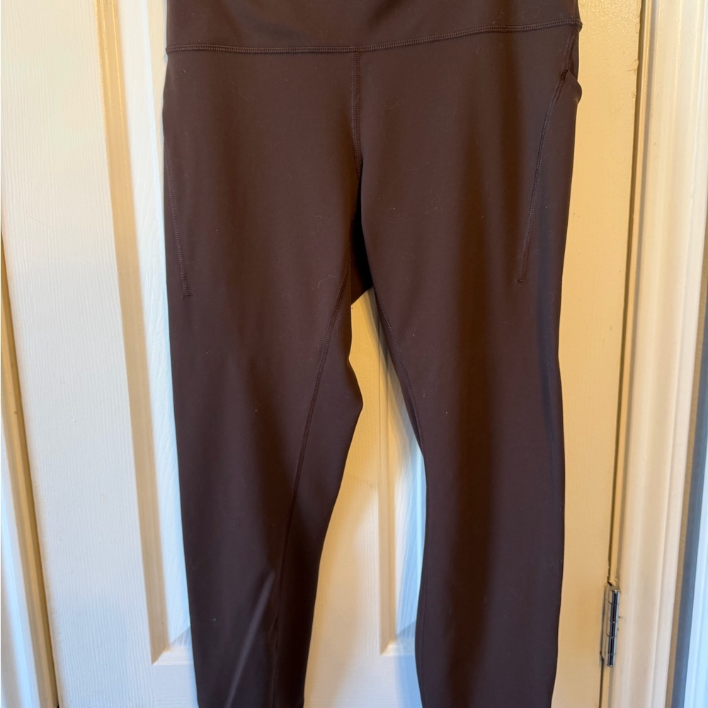 Lululemon Wundertrain 25’ with pockets